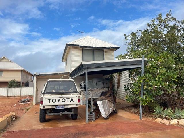 8/30 Dugong Close, WA 6707