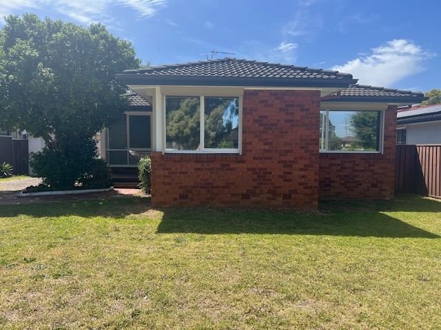 11 Cunningham Place, NSW 2756