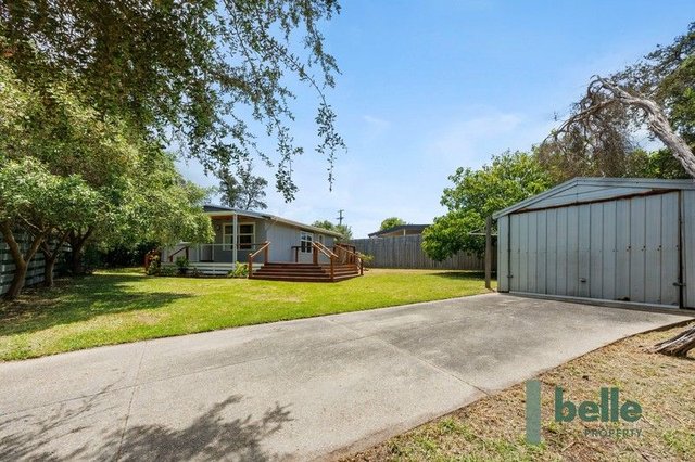 39 Hilltop Avenue, VIC 3942