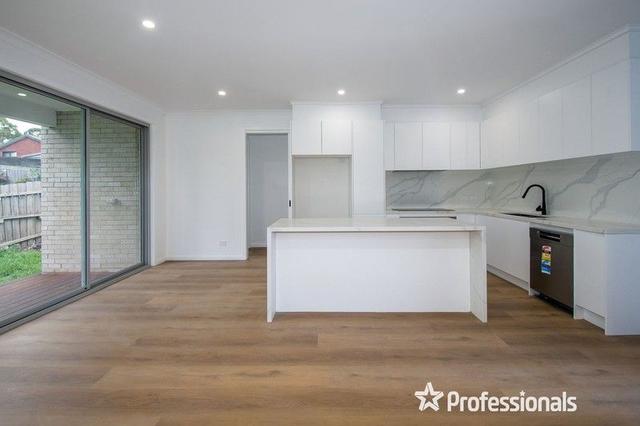 2/4 Grieve Street, VIC 3153