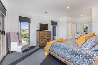 Master bedroom (2019-11-07)