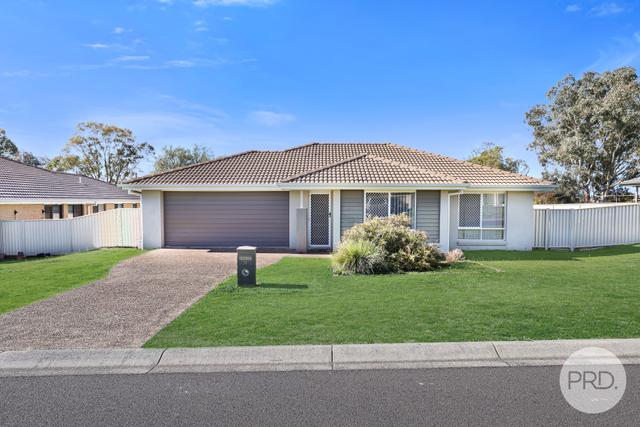 11 McKinlay Place, NSW 2340