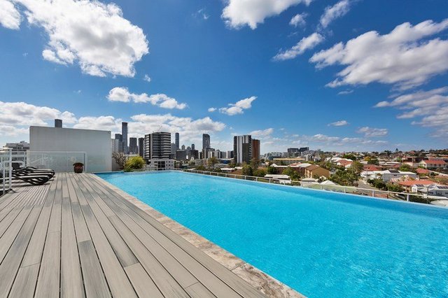 616/8 Bank Street, QLD 4101