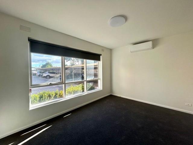 7/14 Royal Avenue, VIC 3163