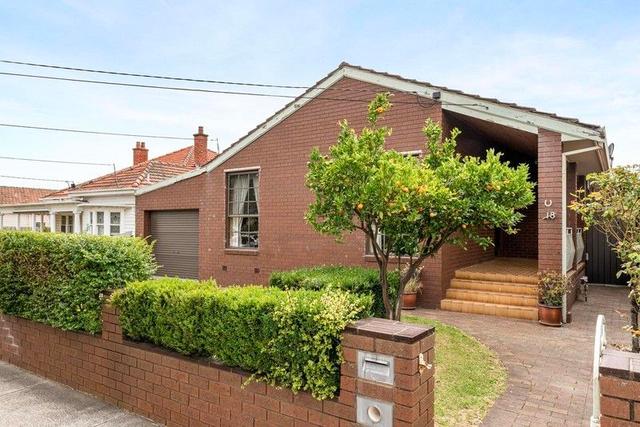 18 Huntington Grove, VIC 3058