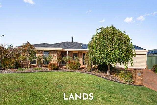 15 Zinfandel Avenue, SA 5127