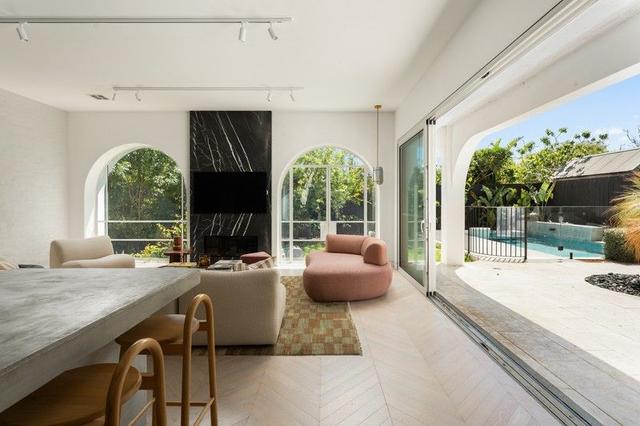 8 Glendora Avenue, VIC 3186