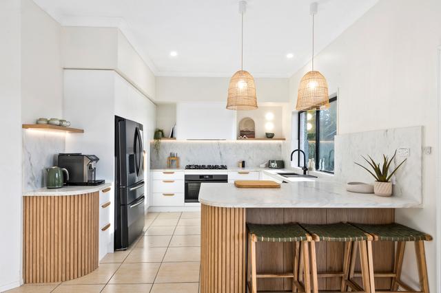 16 James Cook Parkway, NSW 2529