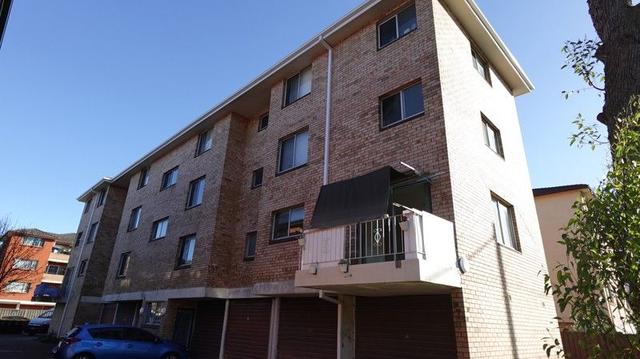 2/17 Hart Street, NSW 2170