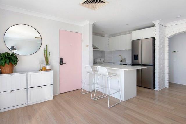 14/4 Rolan Court, QLD 4221