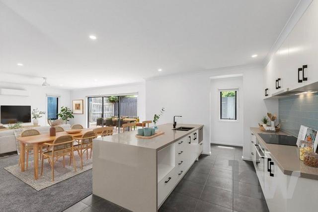 2/10 Cornish Avenue, VIC 3216