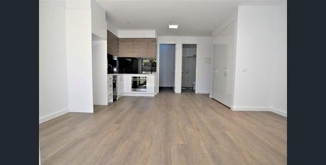 102/118 Hansworth Street, VIC 3170