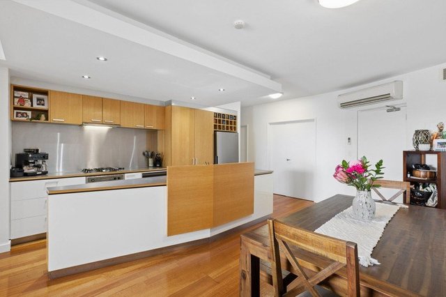 16/591 Hay Street, WA 6014