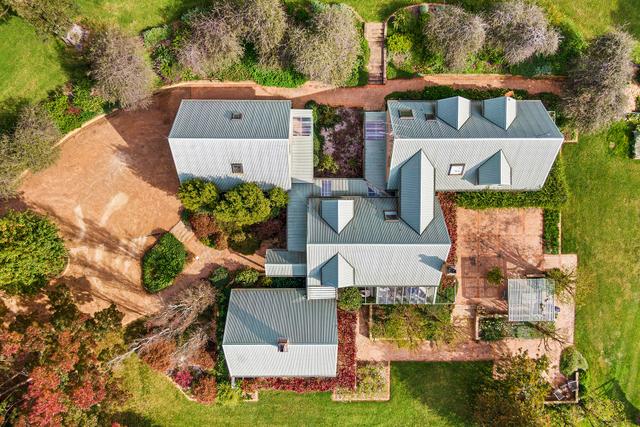 7 Kimberley Drive, NSW 2576