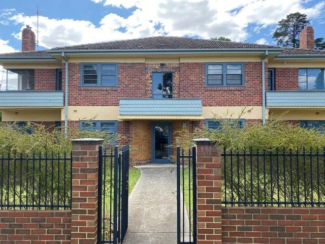 4/135 Locksley Road, VIC 3084