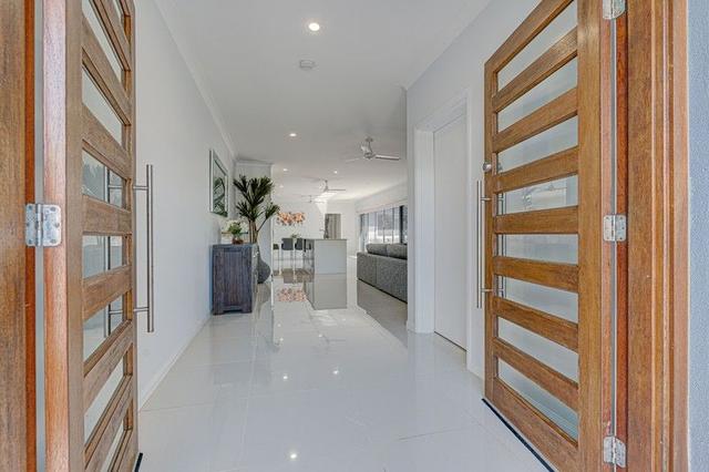7B Shore Street, QLD 4852