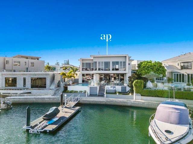12 Queen Guineveres Place, QLD 4216