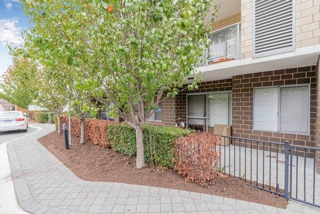 2/9 Central Terrace, WA 6107