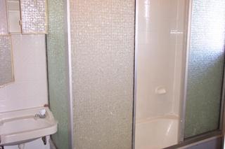 Bathroom (2004-07-30)