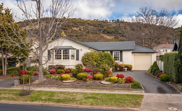 102 Hodgson Crescent, ACT 2607