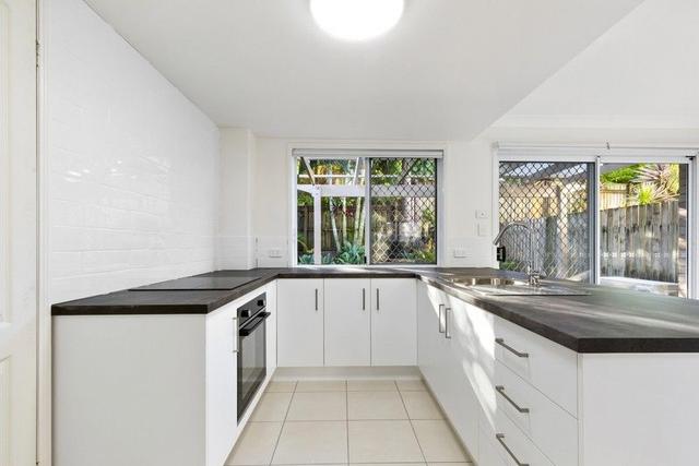 1/63 Benowa Road, QLD 4215