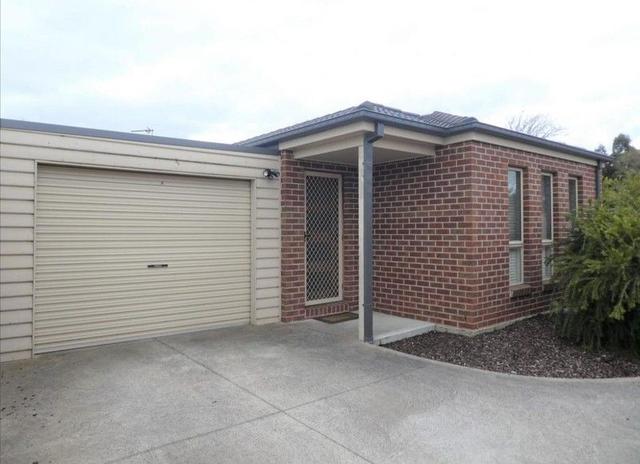 6 Yellowbox Ct, VIC 3356