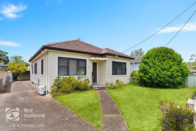 11 Lake Road, NSW 2287