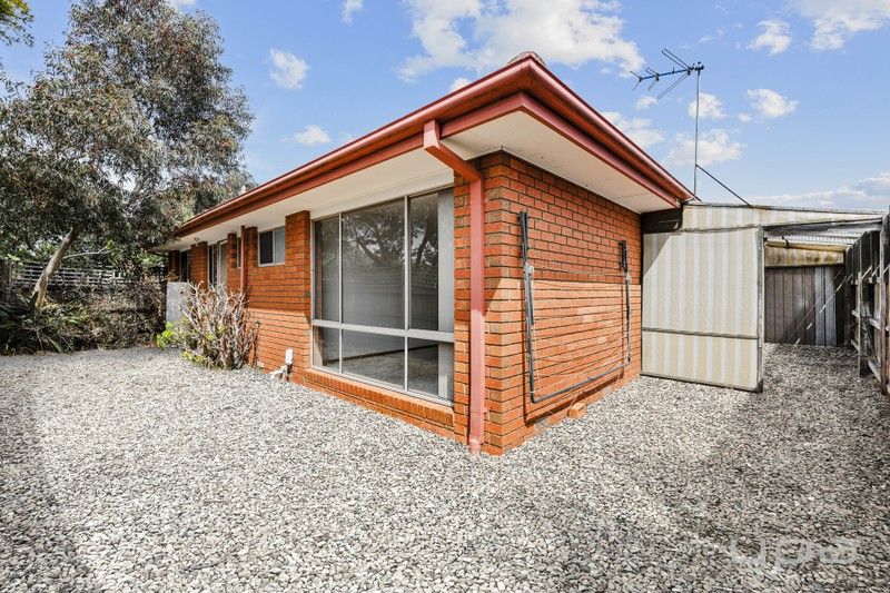 https://images.allhomes.com.au/property/photo/546ee4ae377cf763032ea45151ffc229_hd.jpg