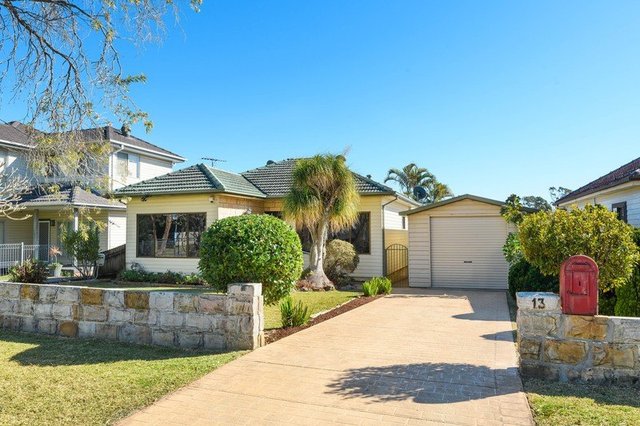 13 Heather Street, NSW 2232