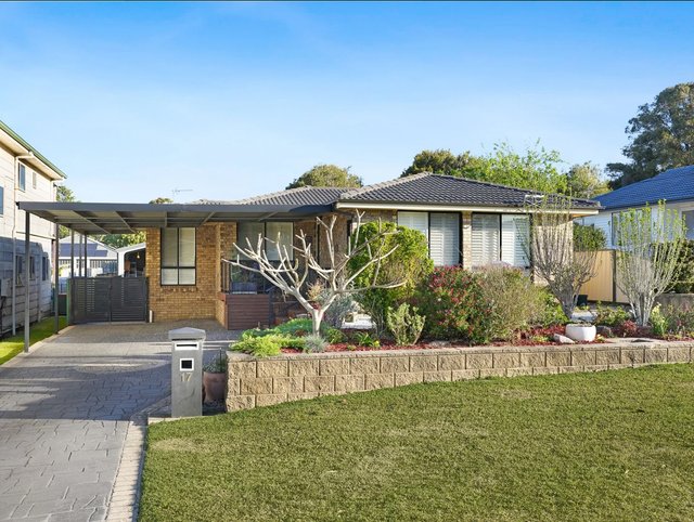 17 Barton Street, NSW 2529