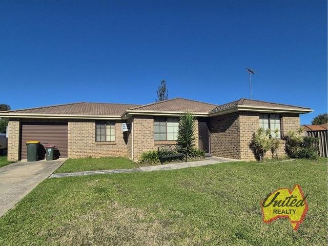 8 Fishburn Place, NSW 2567