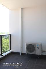 Balcony (2017-09-11)