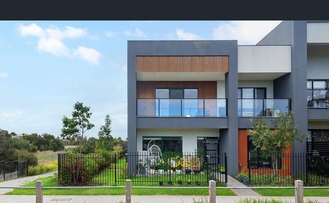 11 Doonhamer Place, VIC 3978