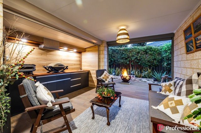 37 Sunnyside Way, WA 6069