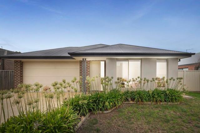 8 Dianella Way, VIC 3434