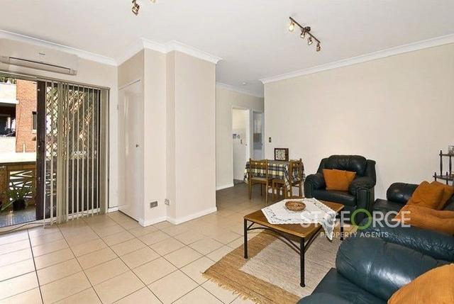2/27 Apsley Street, NSW 2222