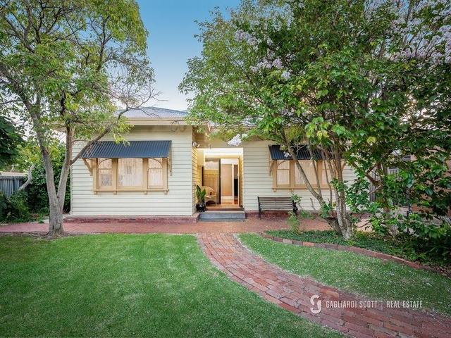 18 Sutherland Avenue, VIC 3630