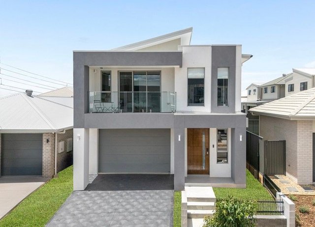 13 Long Street, NSW 2570