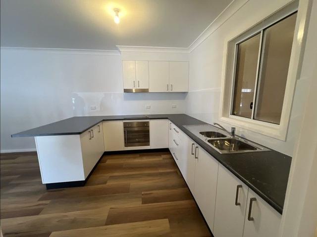 5 Collins Avenue, NSW 2830