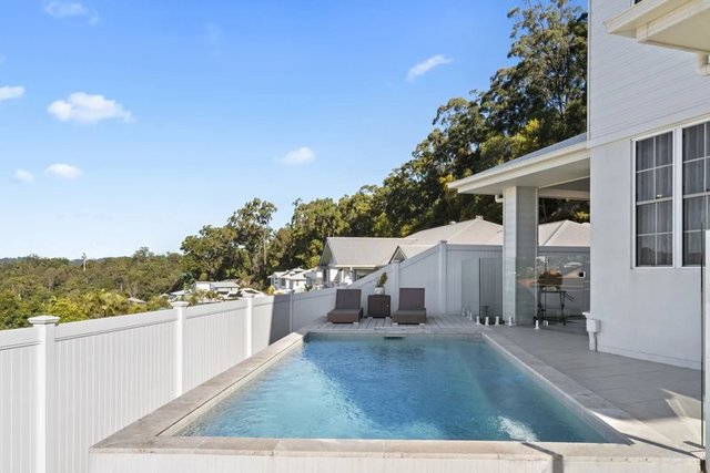 27A Sirec Way, QLD 4220
