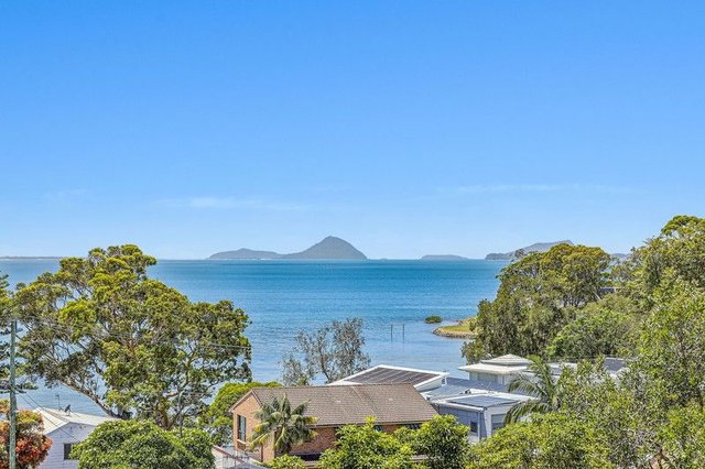 67 Vista Avenue, NSW 2317