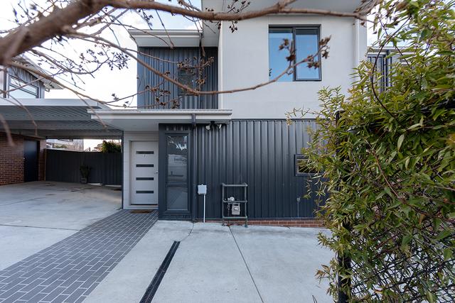 2/4 Powell Street, NSW 2620