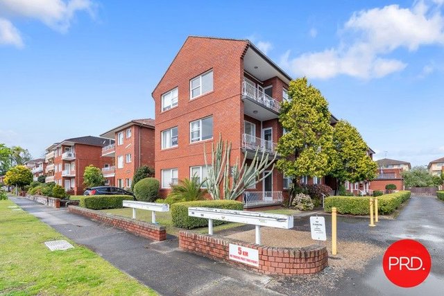 12A/39 Banks Street, NSW 2217