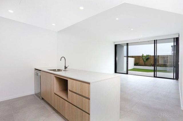 2103/10 Sickle Avenue, QLD 4212