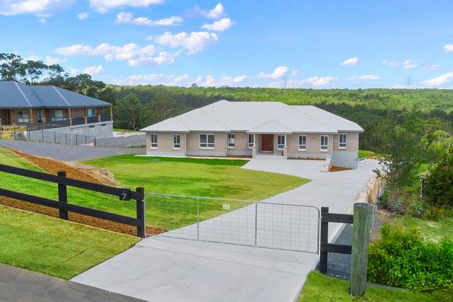 7 Batts Hollow Place, NSW 2756