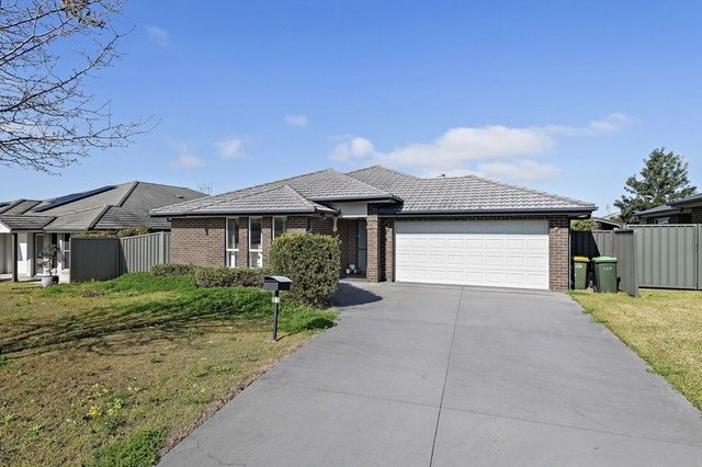 21 Harpur St, NSW 2330