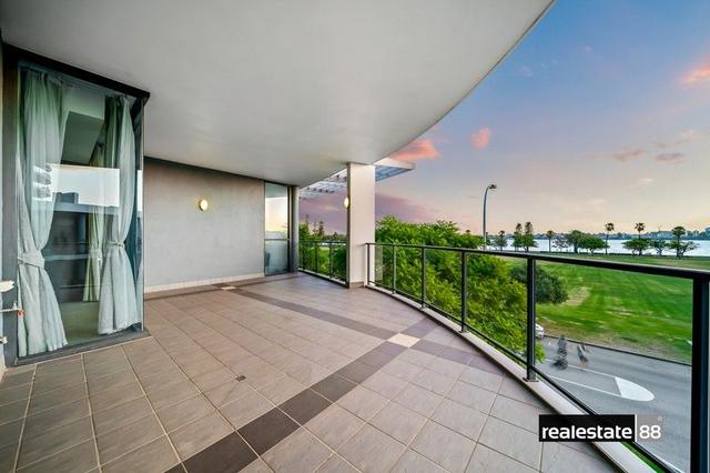 8/98 Terrace Road, WA 6004