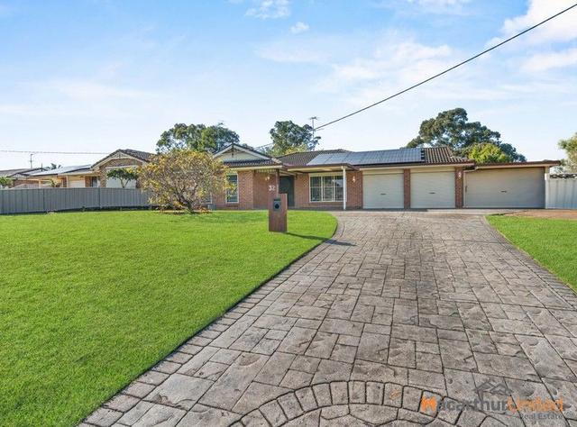 32 Kerr Street, NSW 2560