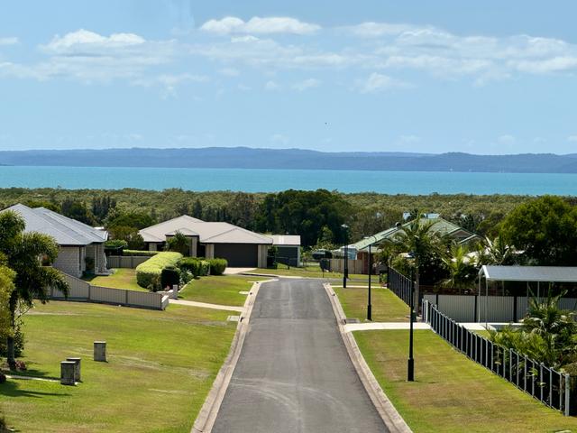 41 Windjammer Cct, QLD 4655