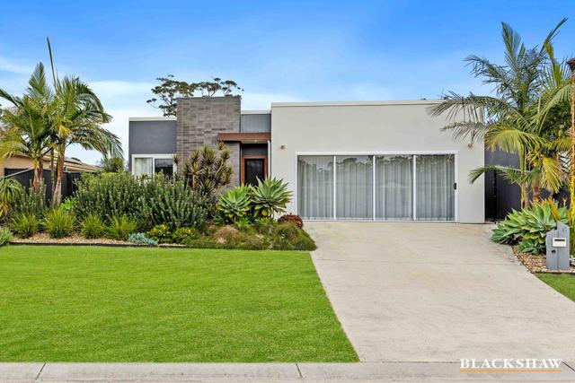 6 Griffiths Run, NSW 2537